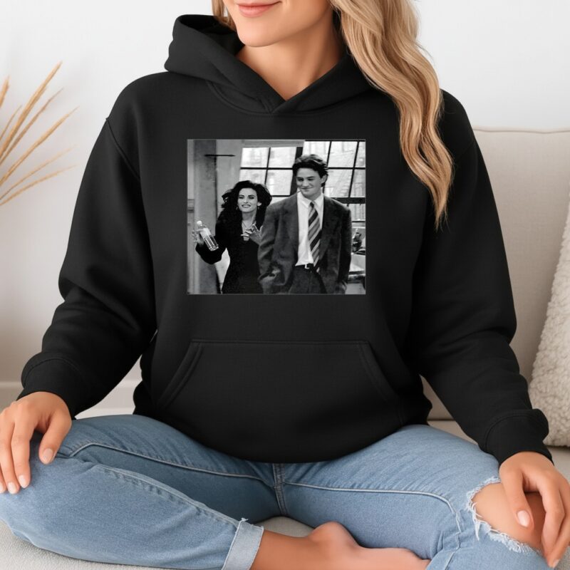 Chandler Bing and Courteney Cox Friends graphic 90s sitcom TV show vintage_Hoodie