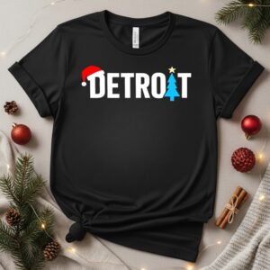 Detroit with Santa hat Christmas tree_T-Shirt