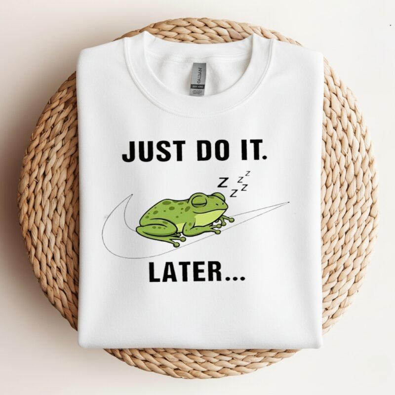 Frog just do it later sleeping_Crewneck Sweatshirt