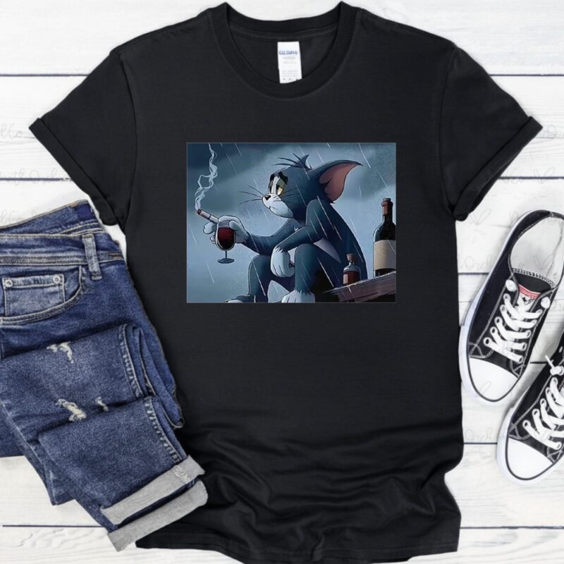 Tom pensive and sad smoking in the rain cartoon_T-Shirt