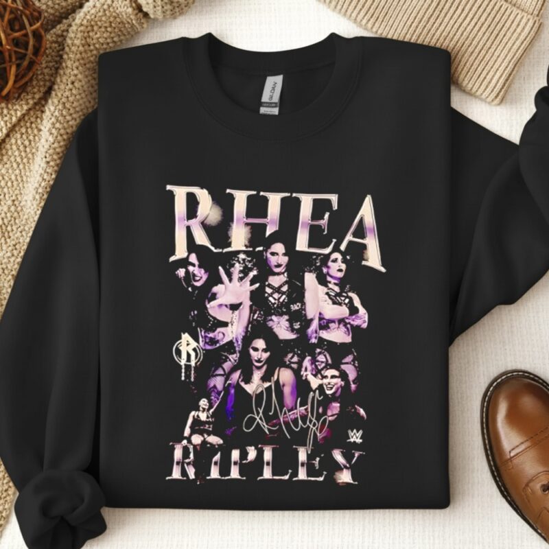 WWE Rhea Ripley signature graphic_Crewneck Sweatshirt