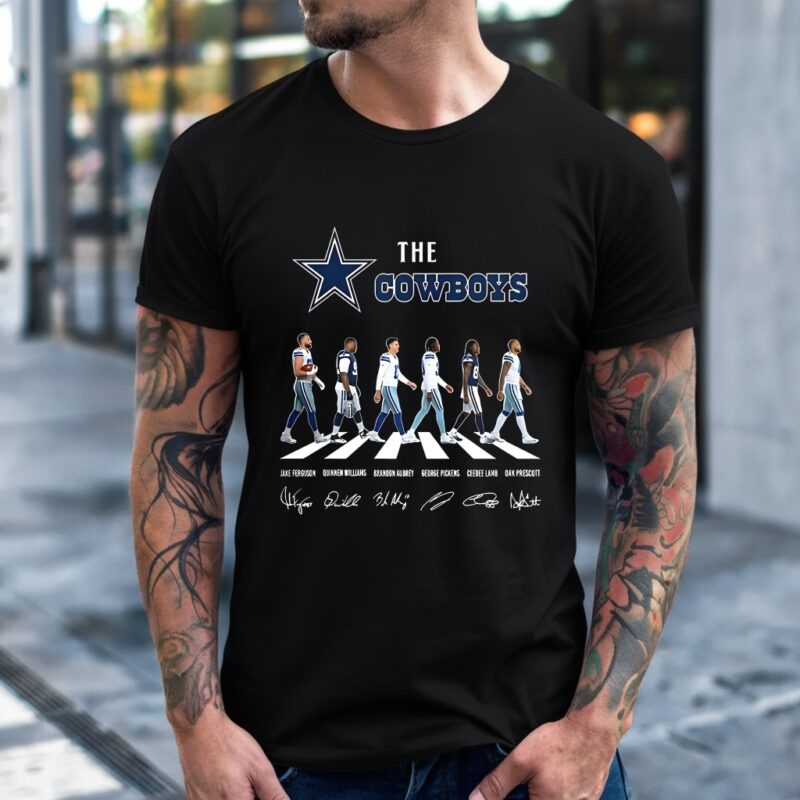 Dallas Cowboys NFL player cross the road signature_T-Shirt
