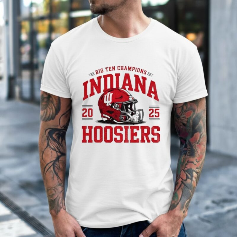 Indiana Hoosiers Football Big Ten Champions 2025 helmet logo_Classic Men's T-Shirt