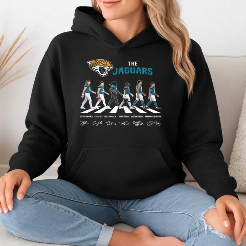 Jacksonville Jaguars NFL player cross the road signature_Hoodie