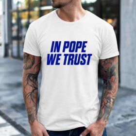 Kentucky Wildcats NBA In pope we trust letter_Classic Men's T-Shirt