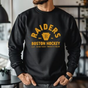 Raiders Bos Ma Boston hockey est nineteen twenty four_Crewneck Sweatshirt