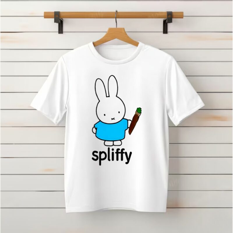 Spliffy Bunny graphic_Classic T-Shirt